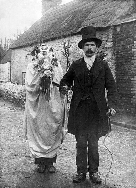 Historians Disagree About The ... is listed (or ranked) 1 on the list The Mari Lwyd Is The Creepy Welsh Horse Skull With An Annual Christmas Challenge Mari Lwyd, British Folklore, Morris Dancers, Historical Christmas, Folk Horror, Morris Dancing, Horse Skull, Creepy Vintage, Pagan Rituals