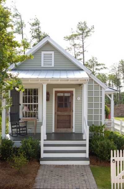 31 Cottage Style House Exterior Design Ideas | Sebring Design Build Tiny House Plans Small Cottages, Small Cottage Designs, Cottage House Exterior, Small House Living, Small Cottage House Plans, Small Cottage Homes, Small Cottages, A Small House, Best Tiny House