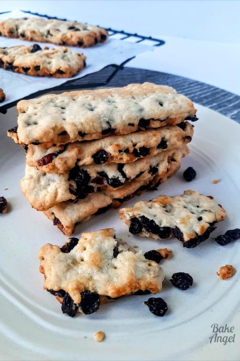 These dairy free garibaldi biscuits are filled with orange infused currants and cranberries. The perfect cookie treat to enjoy with afternoon tea. #biscuits #cookies #dairyfree Afternoon Tea Biscuits, Garibaldi Biscuits, Dairy Free Biscuits, The Perfect Cookie, The Great British Bake Off, Biscuit Sandwich, Holiday Baking Recipes, Biscuits Cookies, Biscuit Recipes