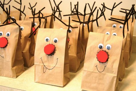 Rudolph the Reindeer Treat Bags Brown Paper Bag Crafts, Rudolph Crafts, Crafts For Christmas, Christmas Goodie Bags, Goodie Bags For Kids, Paper Bag Crafts, Reindeer Gifts, Christmas Kindergarten, Christmas Arts And Crafts