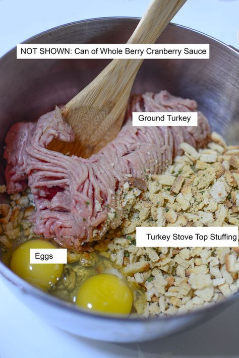 Turkey Stuffing Meatloaf Recipe, What To Make With Ground Turkey, Ground Turkey Stuffing, Stove Top Stuffing Casserole, Turkey Stuffing Casserole, Ground Turkey Meatloaf Recipes, Stuffing Turkey, Recipes Using Ground Turkey, Stove Top Stuffing Meatloaf