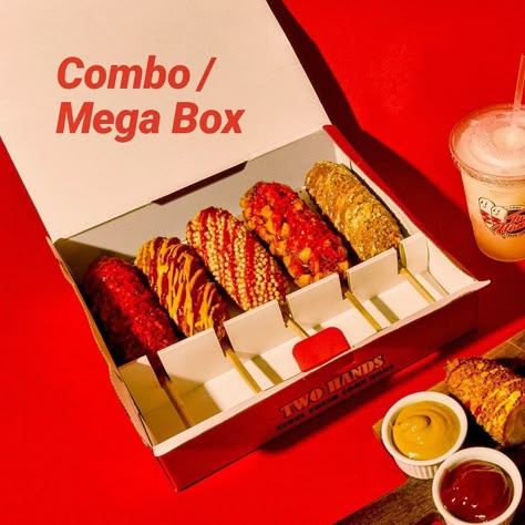 Creative Restaurant Ideas, Corndog Packaging, Korean Fast Food, Korean Corn Dog, Street Food Restaurant, Korean Corn, Fried Chicken Restaurant, Mini Corn Dogs, Chicken Boxes