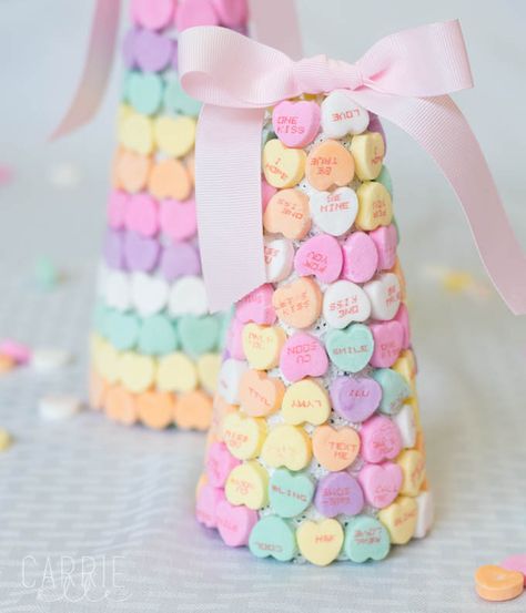 Candy Hearts Crafts, Conversation Hearts Crafts, Easy Diy Candy, Heart Candies, Sweetheart Candy, Conversation Hearts Candy, Valentines Baby Shower, Heart Craft, Diy Valentine's Day Decorations