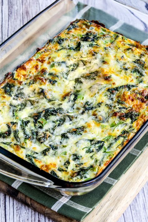 Spinach Egg Casserole, Recipe For Baby, Baked Kale, Baked Eggs Recipe, Egg Bake, Baby Kale, Spinach Egg, Breakfast Bake, Breakfast Items