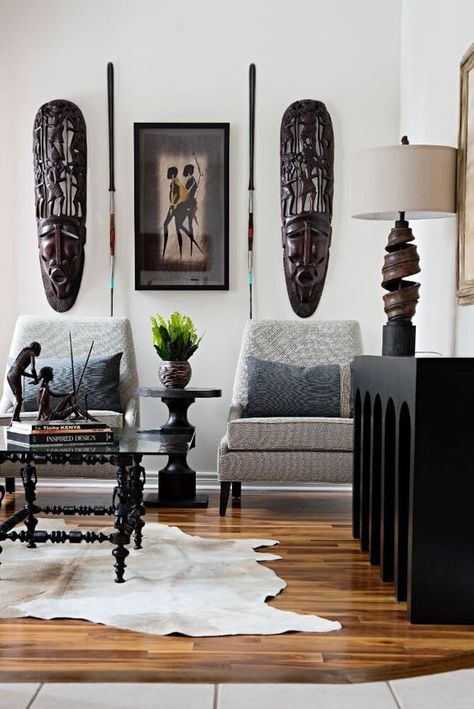 African Themed Home Decor, African Influence Interior Design, Afro Parisian Decor, African Inspired Bedroom Modern, Afro French Decor, Afro Modern Interior, African Theme Bedroom, African Living Room Ideas Modern, Bedroom African Style