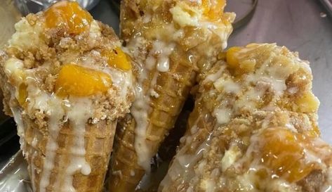 This Food Truck Serves Peach Cobbler Cones and Customers are Driving Hours to Grab One. Cheesecake Cones, Food Truck Desserts, Peach Cobbler Cheesecake, Waffle Cone Recipe, Bread Dishes, Florida Food, Buttermilk Fried Chicken, Whipping Cream, Cooking Ingredients