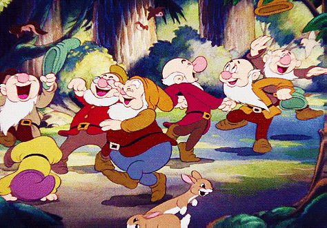 20 Disney GIFs That Accurately Describe Your Adult Life: Disney movies captured our hearts and imaginations when we were kids, and it turns out that they can accurately describe the dilemmas and situations we encounter as adults. Disney Clips, Snow White 1937, Disney Gifs, Snow White Disney, Princess Snow White, 7 Dwarfs, Sette Nani, Childhood Dreams, Disney Gif