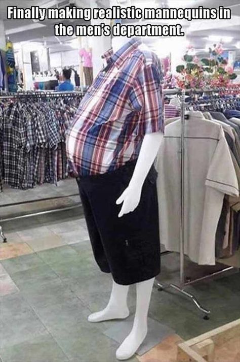 33 Funny Pics~ funny meme realistic mannequin beer belly Walmart Lustig, Walmart Funny, Clean Humor, 웃긴 사진, Have A Laugh, Funny Pins, Bones Funny, Funny Posts, Funny Cute