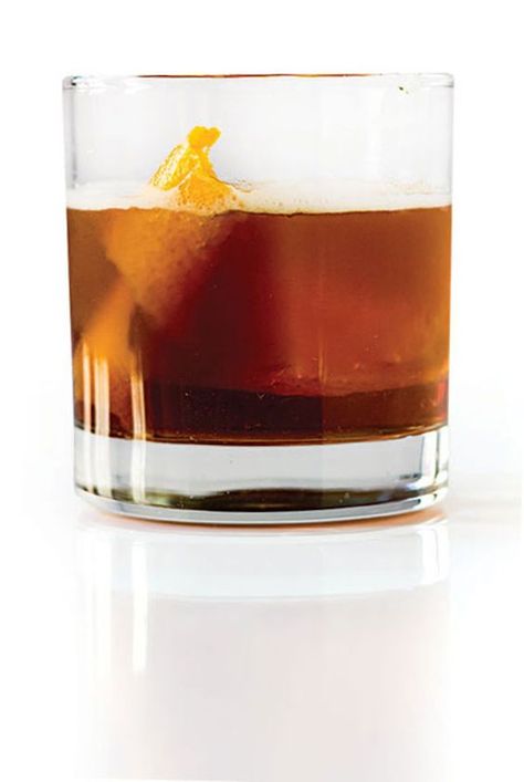 Inspired by the classics—the Manhattan, the Sazerac—Max Greco created this amaro-based drink at Vasco in Sydney, Australia. Amaro Cocktails, Fancy Cuisine, Cocktail Recipes Whiskey, Cocktail Photos, Sazerac, Orange Twist, Witch's Brew, Black Betty, Winter Dinner