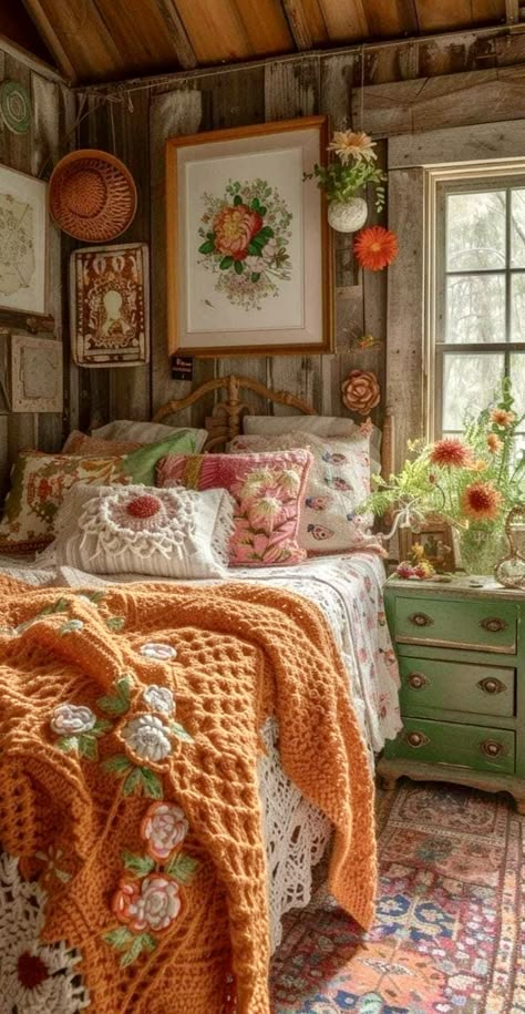 Boho Style Bedroom, Colors Schemes, Small Balcony Ideas, Dream Room Inspiration, Balcony Ideas, Dream House Interior, Small Balcony, Cozy Room, Dream Decor