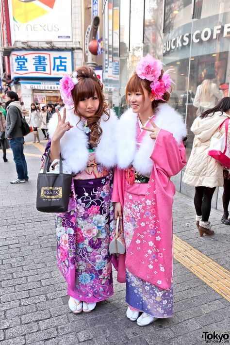 , Coming Of Age Day, Japan Kimono, Skirted Swimsuit, Gyaru Fashion, Beautiful Kimonos, How To Look Handsome, Tokyo Fashion, Japanese Street Fashion, Kimono Style