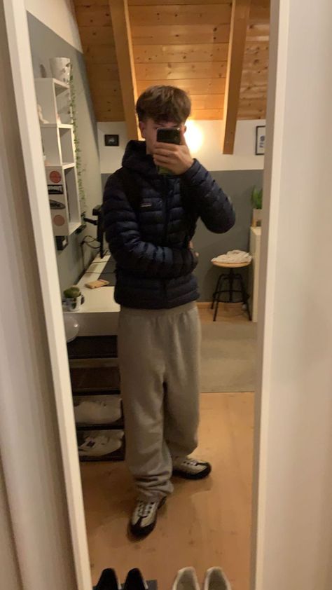 Uk Winter Outfits Men, 95s Outfit, Airmax 95s Outfit, Air Max 95 Outfit Men, Uk Streetwear, Uk Street Style, Tracksuit Outfit, Guys Fits, Boys Fits