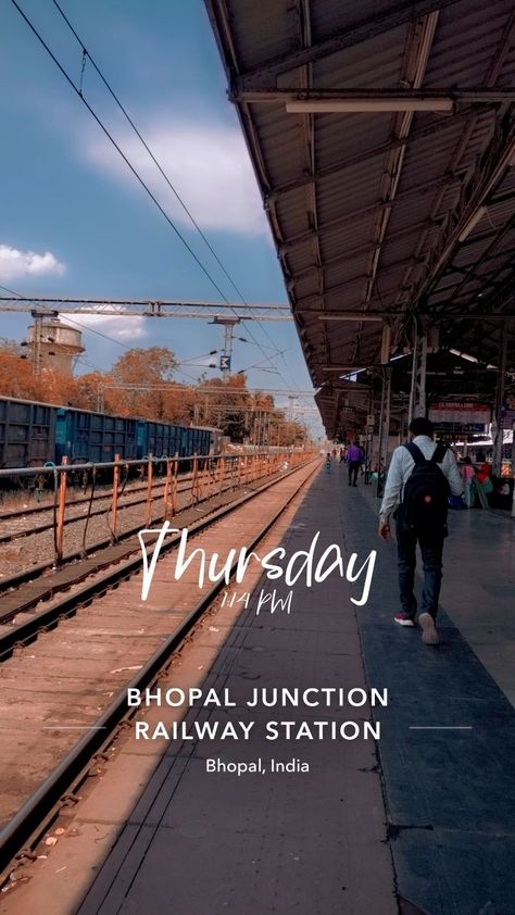 #snaps #snapchat #Railwaystation #Bhopal #Bhopaltodelhi #stories Patna Bihar Snapchat, Bhopal Snapchat Story, Bhopal Snap, Circle Mehndi, Streak Ideas, Snap Streak Ideas Easy, Editing Tricks, Indian Railways, Circle Mehndi Designs