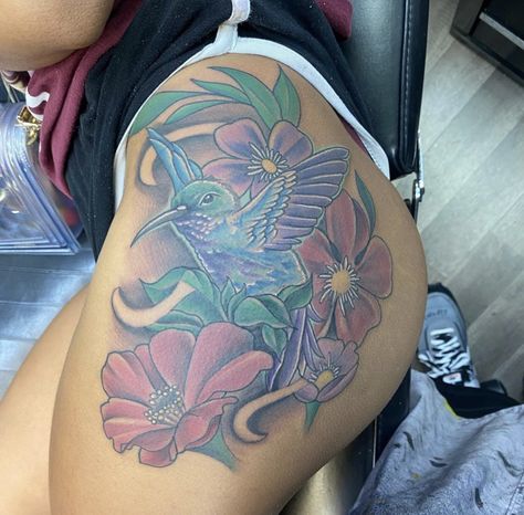 Thigh Tattoos Women Colorful, Queen Nefertiti Tattoo, Tattoos Fire, Bday Tattoo, Moms Tattoo, Nefertiti Tattoo, Tattoo Tour, Chest Tattoo Stencils, Underboob Tattoo Designs