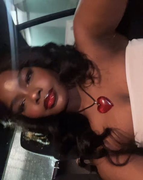 Red Aesthetic Black Women, Liner And Lipstick Combos, Heart Necklace Outfit, Lip Liner And Lipstick Combos, Lip Liner And Gloss Combo, Heart Necklace Aesthetic, Makeup Inspo Black, Lip Liner Looks, Lip Liner Combo