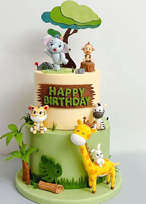 Animal Theme Cake Without Fondant, Animal Theme Cakes For Kids, Jungle Theme Cake Without Fondant, Safari Cake Design, Animal Theme Birthday Cake, Jungle Safari Birthday Cake, Cake Name Topper, Safari Cake Ideas, Jungle Theme Birthday Cake