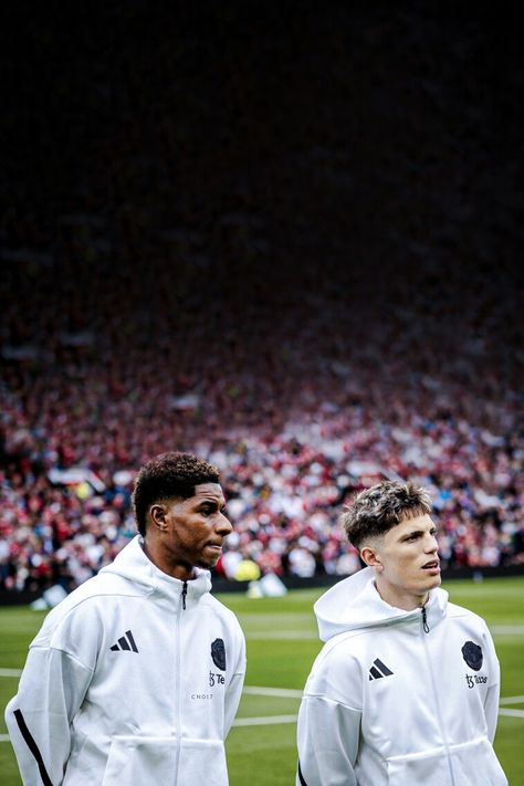 #manchesterunited #adidas #garnacho  #rashford Rashford Pfp, Marcus Rashford Aesthetic, Rashford Wallpapers, Football Clips, Football Players Photos, Football Stuff, Marcus Rashford, Sports Aesthetic, Christian Bible Quotes