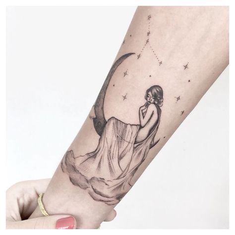 Tattoo Magpie, Pagan Tattoos, The Moon Tattoo, Nordic Runes, Taurus Constellation, Virgo Tattoo, Goddess Tattoo, Mermaid Tattoos, Constellation Tattoos