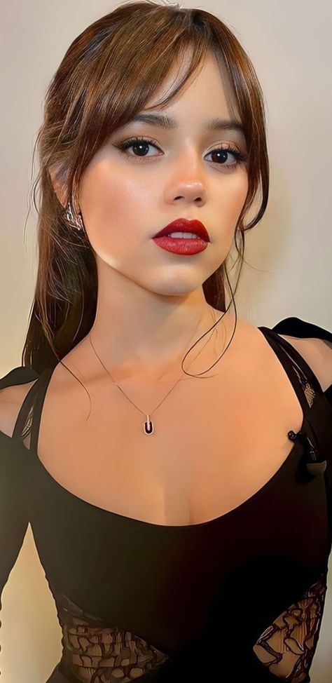 Foto Jenna Ortega, Jenny Ortega Makeup, Jenna Ortega Red Hair, Jenna Ortega Red Lipstick, Jenna Ortega Hair Color, Jenna Ortega Look Alike, Jenny Ortega Wednesday, Jenny Ortega Hair, Jenna Ortega 2024