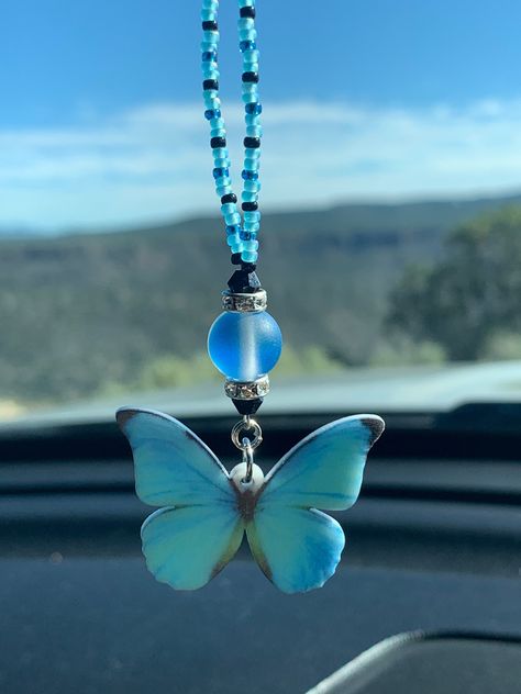 Light Blue Car Interior, Teal Car Accessories, Blue Car Accessories Aesthetic, Light Blue Car Accessories, Blue Car Decor, Car Accessories Blue, Gem Cars, Teal Car, Blue Car Accessories