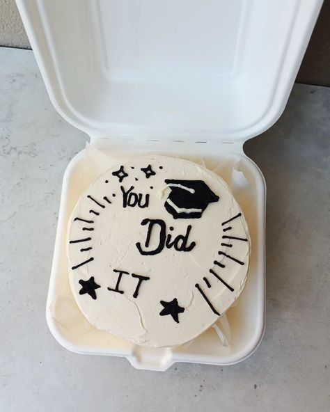 Throwback to some graduation bento cakes. #bentocake #bento #windhoek #hupfuna #graduation #graduationcake Bento Cake Graduation, Funny Graduation Cake Ideas, Bento Cakes, Graduation Funny, Graduation Cakes, 2025 Vision, Mini Cakes, Aesthetic Food, Special Day