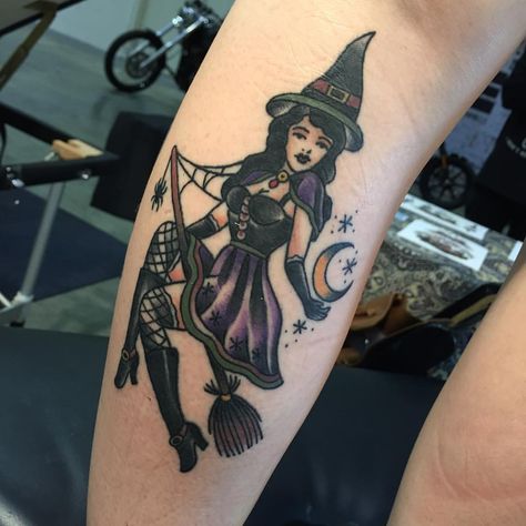 Healed witch babe on the lovely @kaitlynbloffwitch ❤️ back at @thetattshop so hit me up for bookings :) carlindacheff@hotmail.com #witch… Traditional Witch Tattoo, Witch Tattoo Ideas, Halloween Tattoos Sleeve, Halloween Pin Up, Pin Up Girl Tattoo, Witch Tattoo, Tattoo For Son, Halloween Tattoo, Pin Up Tattoos