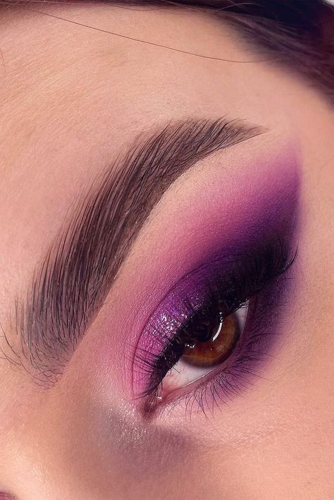 Feminine Eye Makeup, Makeup For Deep Set Eyes, False Lashes Natural, Plum Makeup, Purple Eyeshadow Looks, Purple Makeup Looks, Pink Eyeshadow Look, Perfect Winged Eyeliner, Prom Eye Makeup