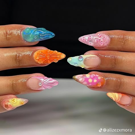 Tropical Acrylic Nails, Bali Nails, Nails Tropical, Tropical Nails, Woman Hair, Edgy Nails, Summery Nails, Classy Acrylic Nails, Really Cute Nails