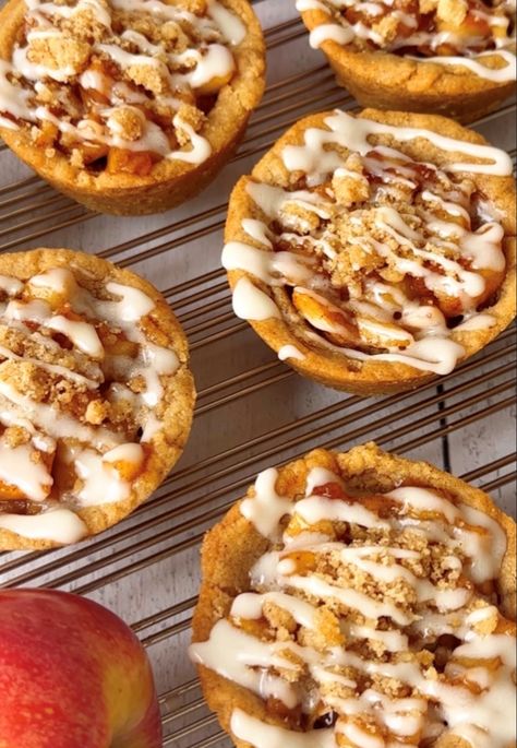 Apple Pie Cookie Cups — Sweet Monkey Apple Pie Cookie, Frosted Pumpkin Cookies, Apple Pie Cups, Sweet Monkey, Nutella Chocolate Chip Cookies, Chocolate Chip Cookie Cups, Cookie Cups Recipe, Apple Pie Cookies, Homemade Apple Pie Filling