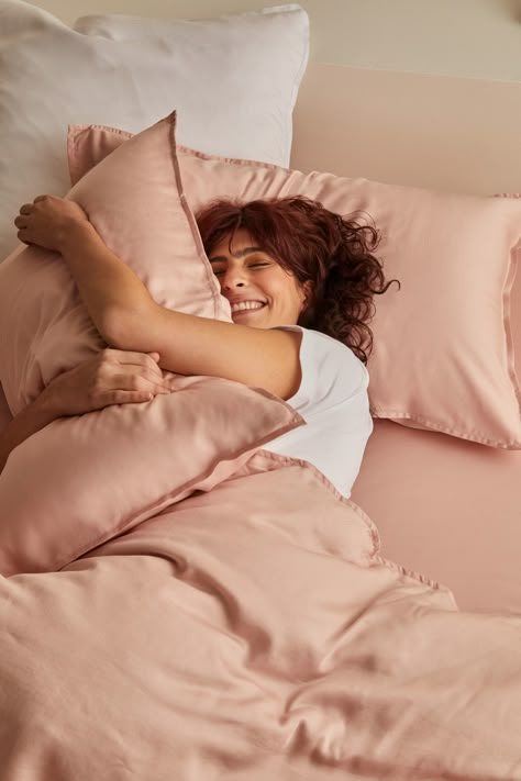 Kane Bamboo bedding is here! It's breathable and cooling with a unique softness that every dreamer will love. Shop NEW Kane Bamboo in four bestselling hues. Bed Sheets Photoshoot, Pillow Photoshoot, Bedding Colors, Photoshoot Reference, Bamboo Shoot, Bamboo Bed, Shoot Moodboard, Bamboo Sheets Bedding, Bamboo Bedding