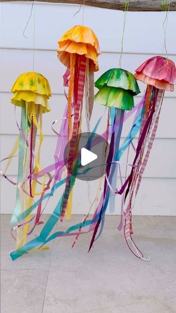 Little Artists | Art Education Projects on Instagram: "THESE ARE SO COOL! We absolutely loved making them. The 3D Jellyfish is our project for next week, video tutorial set to hit our online classroom on Monday🪼🌈👩‍🎨 children will love collecting materials for the tentacles and using watercolours and inks to make the bell shaped heads. Become a member with us to get involved, link in bio #arteducationmatters" How To Make Jelly Fish Craft, Ocean Themed Art Projects, Jellyfish Crafts For Kids, Jellyfish Art For Kids, Jelly Fish Craft, Jellyfish Project, Jellyfish Craft For Kids, 3d Jellyfish, Ocean Art Projects