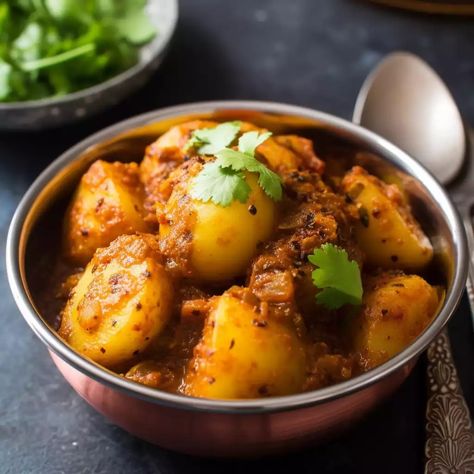 Bombay Potato Recipe Bombay Potato Recipe, Bombay Potatoes, Sides Recipes, Vegetable Curry, Potato Recipe, Potatoes Recipe, Indian Dishes, Indian Recipes, Curry Recipes