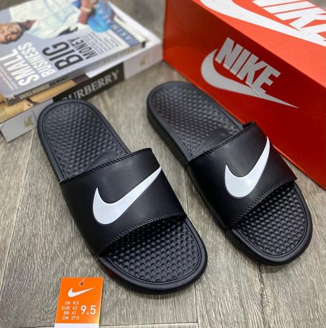 🔖Nike Benassi Slides "Swoosh" Size: 40-45 Price: NGN14, 000 🇳🇬Nationwide Delivery 📦 Full box package #sneaker #sneakers #shoes #lagossneakersstore #lagosshoestore Nike Benassi Slides, Nike Slippers, Clothes Business, Nike Benassi, Nike Slides, Box Package, Brand Collection, Shoe Store, Pool Slides