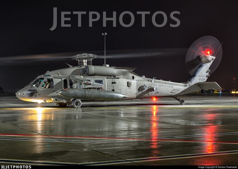 13-20588. Sikorsky UH-60M Blackhawk. JetPhotos.com is the biggest database of aviation photographs with over 5 million screened photos online! Navy Special Forces, Black Hawk Helicopter, Flying Vehicles, 2160x3840 Wallpaper, Tactical Gear Loadout, Military Support, Black Hawk, Military Helicopter, Aircraft Design