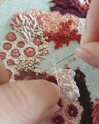 Coral Reef Embroidery, Reef Embroidery, Textile Art Embroidery, Abstract Embroidery, Contemporary Embroidery, 자수 디자인, Hand Embroidery Stitches, Embroidery Inspiration, Embroidery Tutorials