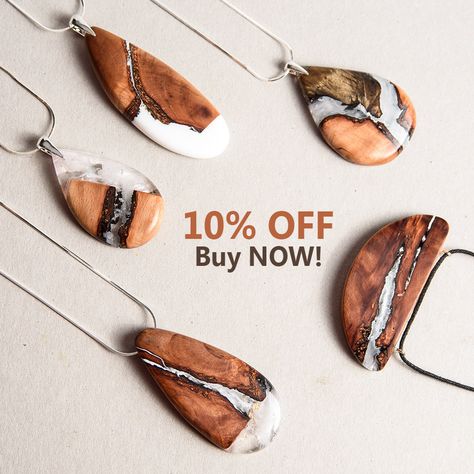 Wood And Resin Jewelry, Wood Jewelry Diy, Wooden Jewelery, Resin And Wood Diy, Wood Art Diy, Wood Jewelery, Epoxy Resin Diy, Wood Resin Jewelry, Earthy Jewelry