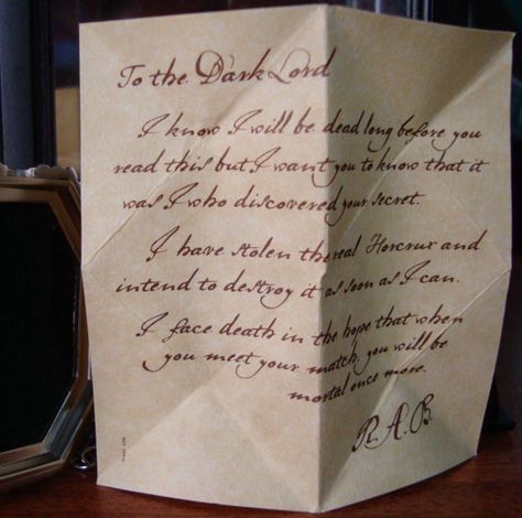 R.A.B. letter to the Dark Lord pertaining to the Horcrux Locket Horcrux Locket, Slytherin Locket, Black Locket, Slytherin Skittles, Harry Potter Wiki, Tv Props, Regulus Black, Elf House, Black Families