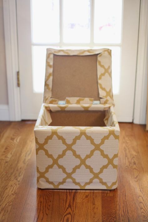 Ikea Footstool, Diy Storage Ottoman, Upcycle Storage, Diy Ottoman, Ikea Living Room, Ottoman Storage Bed, Lego Storage, Cube Ottoman, Storage Footstool