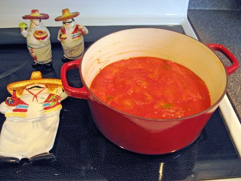 The Iowa Housewife: Freezer Herbed Tomato Soup Tomato Soup To Freeze, Freezer Tomato Soup, Soup To Freeze, Canning Tomatoes Recipes, Homemade Tomato Soup, Tomato Soup Homemade, Canning Vegetables, Gluten Free Sides, Dried Vegetables