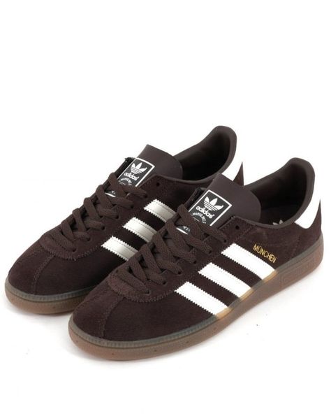 Introducing The adidas München Brown Trainer - 80's Casual Classics80's Casual Classics Adidas Munchen, Adidas Berlin, Dark Gums, Brown Adidas, Brown Trainers, 80s Shoes, Adidas Sl 72, Adidas Spezial, Adidas Trainers