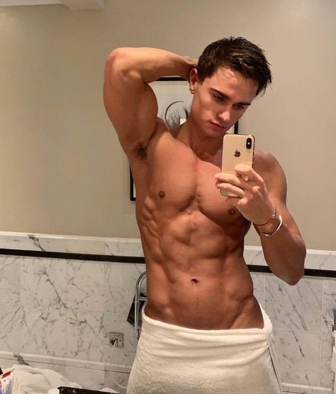 Guy In Towel, Man Pose, Mirror, Twitter