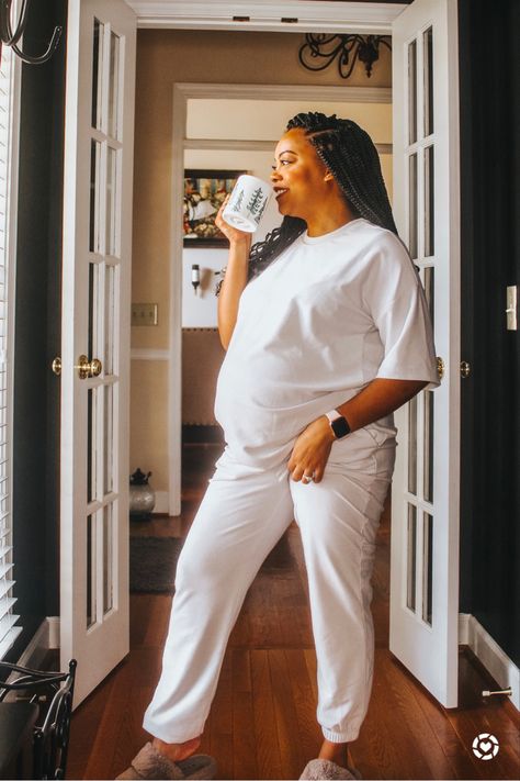 Lounge Wear Pregnant, Pregnant Lounge Wear, Baby Mama Outfits, Pregnancy Lounge Wear, Pregnant Woman Outfits, Maternity Fashion Black Women, Maternity Outfits Black Women, Maternity Outfits Plus Size, Fashion Pregnant Outfits