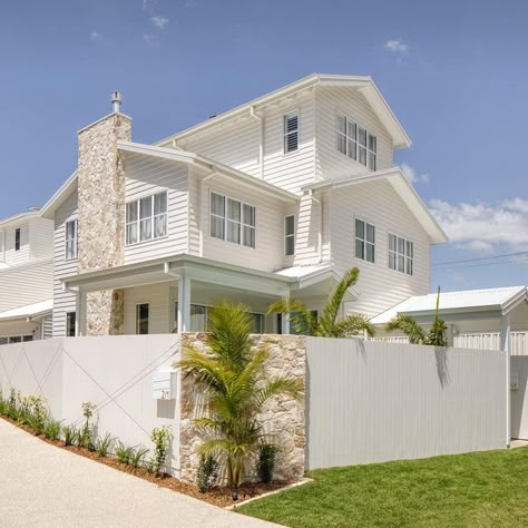 Coastal Homes Exteriors, Coastal Facade, Renovation Plan, Coastal Luxe, Luxury Landscape, Coastal Exterior, Three Birds Renovations, Burleigh Heads, House Design Exterior