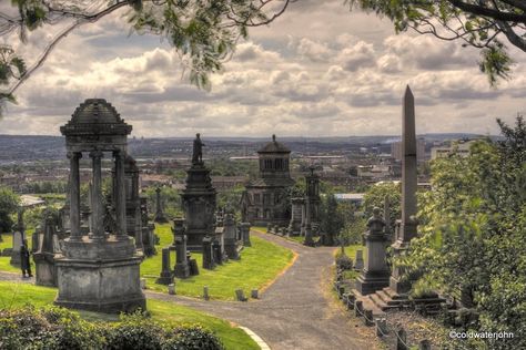 The Glasgow Necropolis Graveyard. From the 1600's. Glasgow Necropolis, Scotland Forever, Glasgow School Of Art, Glasgow Scotland, The Batman, Scotland Travel, Oh The Places Youll Go, Travel Goals, European Travel