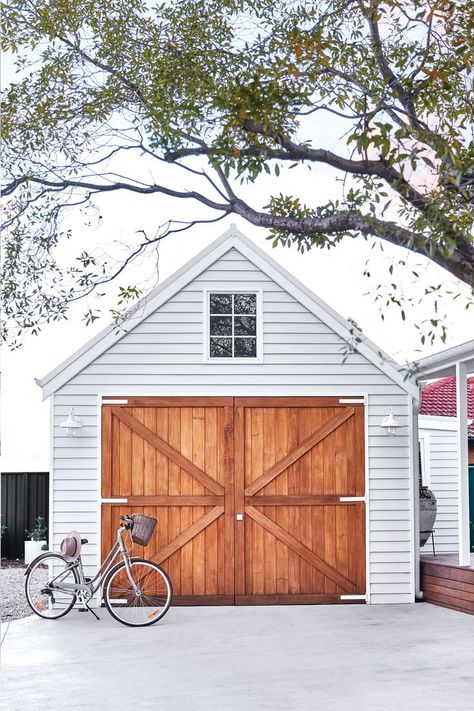 Barn style garage