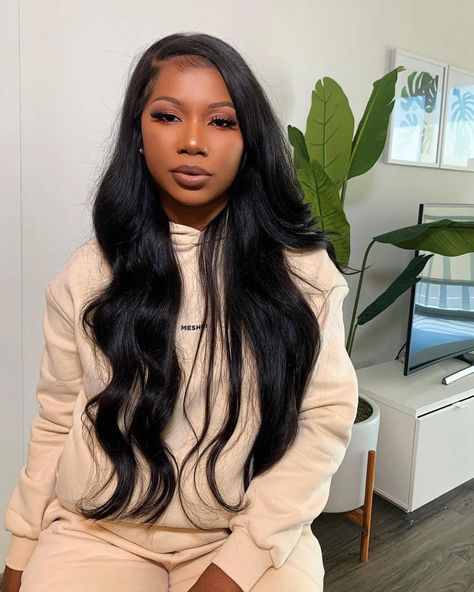 Miami Hairstyles, Hair Laid, Body Wave Hair, Long Black Hair, Hair Crush, Hair Life, Baddie Hairstyles, Love Hair, Hair Waves