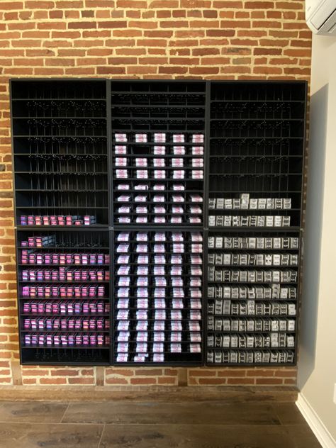 Redken Shades Organizer, Shades Eq Organization, Shades Eq Storage Ideas, Salon Hair Color Storage, Tommy Le, Salon Color Bar, Salon Designs, Salon Hair Color, Esthetician Room Decor