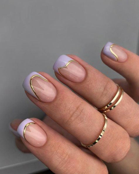 Nail Design For Wedding, French Manicure With Gold, Manicure With Gold, Maquillage Yeux Cut Crease, Minimal Nails Art, Design For Wedding, Minimal Nails, Nail Design Ideas, Wedding Nails Design