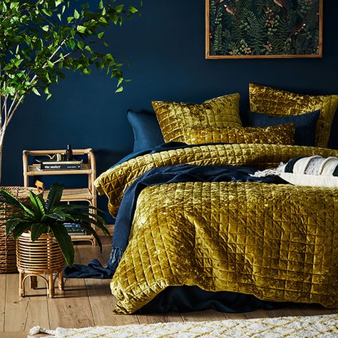 York Quilted Velvet Chartreuse Quilt Cover Simple Bed Designs, Bed Interior, Murphy Bed Plans, Quilted Velvet, Bed Design Modern, Bad Inspiration, Simple Bed, Bad Design, House Bed