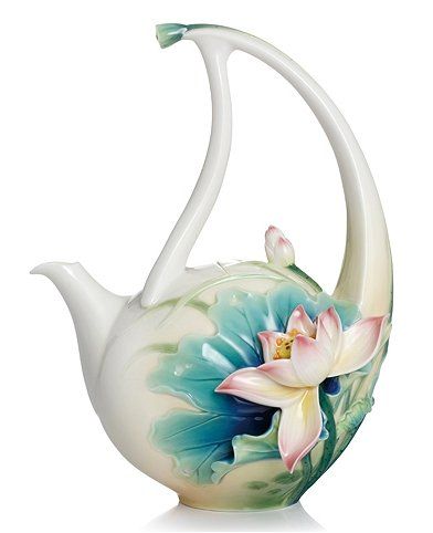 Lotus Harmony Teapot Franz Collection, Lotus Motif, Porcelain Decor, Novelty Teapots, Teapots Unique, China Teapot, Porcelain Tableware, Teapots And Cups, Porcelain Teapot